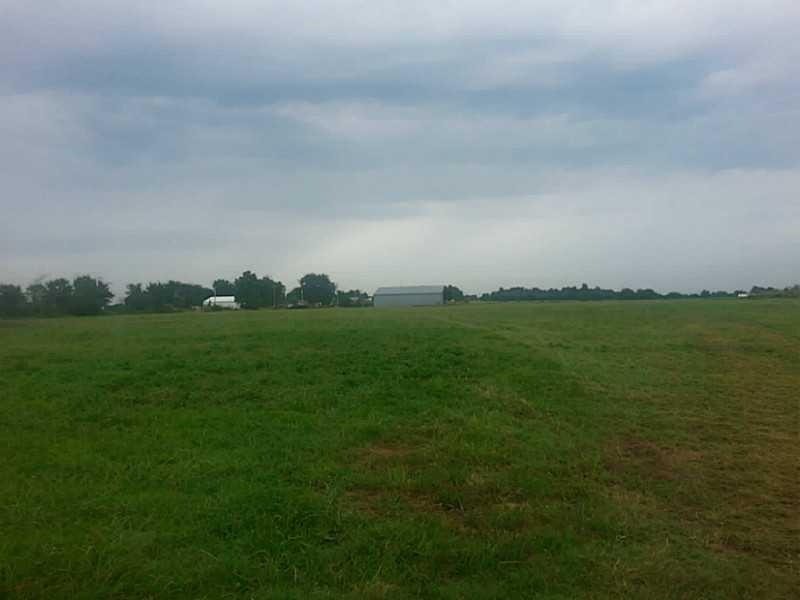 Land.