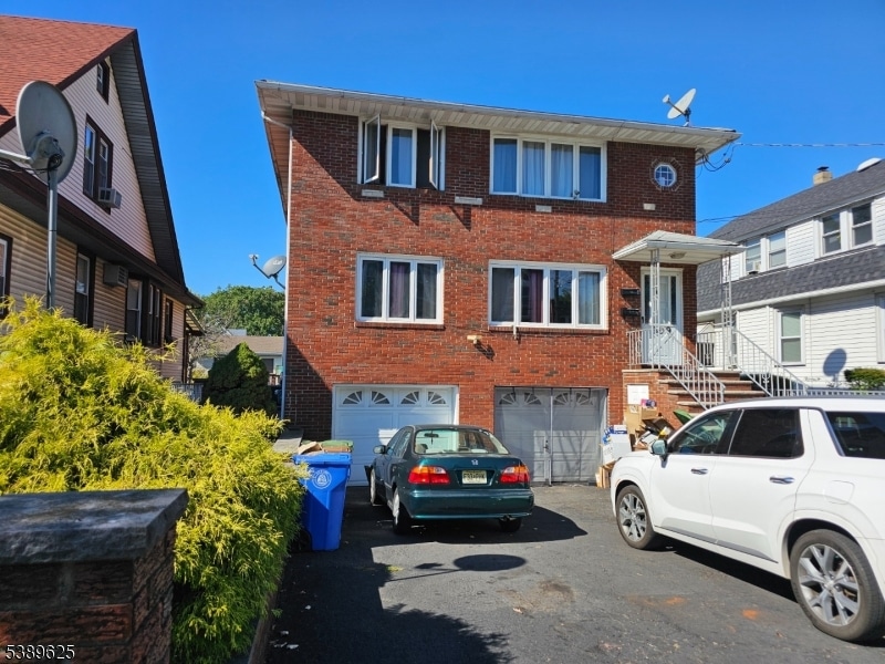 For Rent $2,500/month