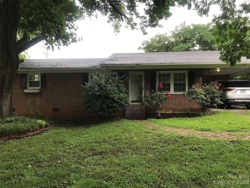 825 E Greene St, Shelby, NC 28152 - photo 1