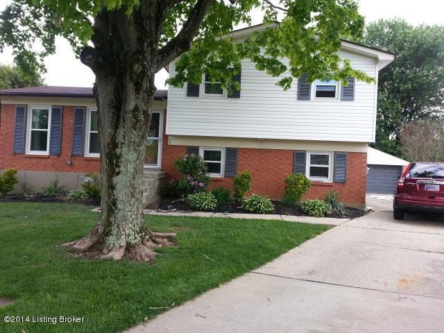 9000 Stockton Ct, Louisville, KY 40291 - photo 1