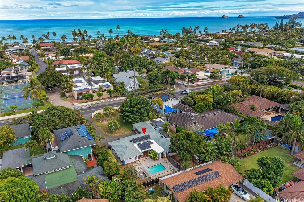 Amazing location across from Kailua Beach with hou