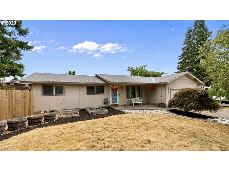 18965 SW Butternut St, Beaverton, OR 97007 - photo 1