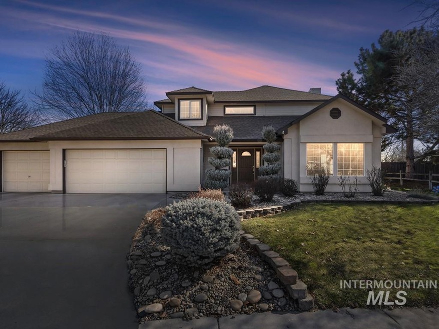 876 N Player Ave, Eagle, ID 83616 - photo 1