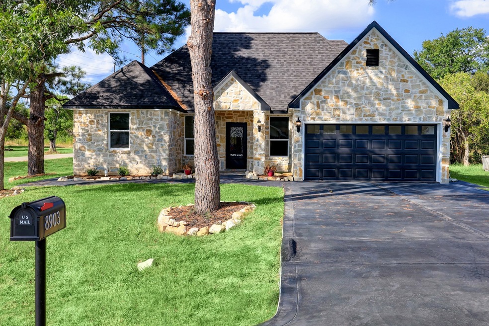 8903 Noble St, Needville, TX 77461 - photo 1