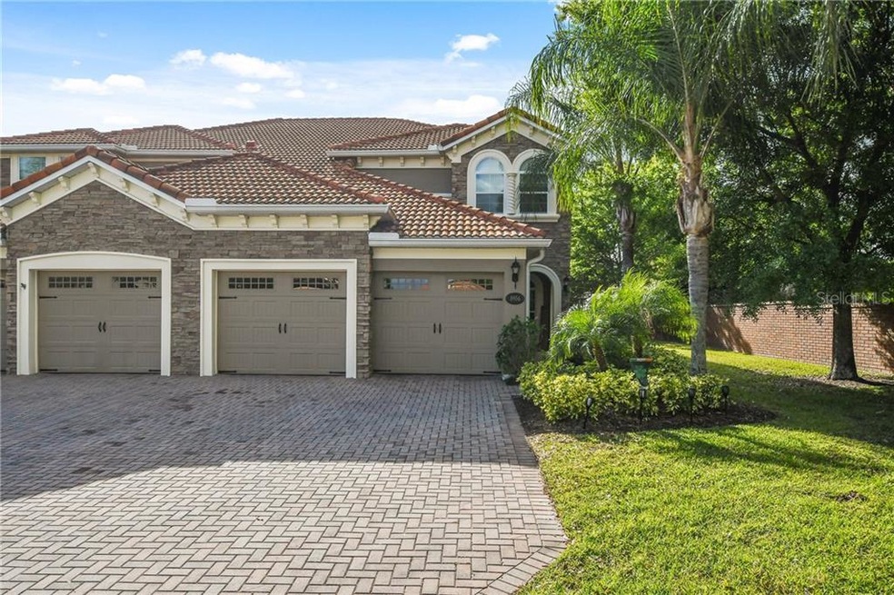 End unit townhome with 2 car garage