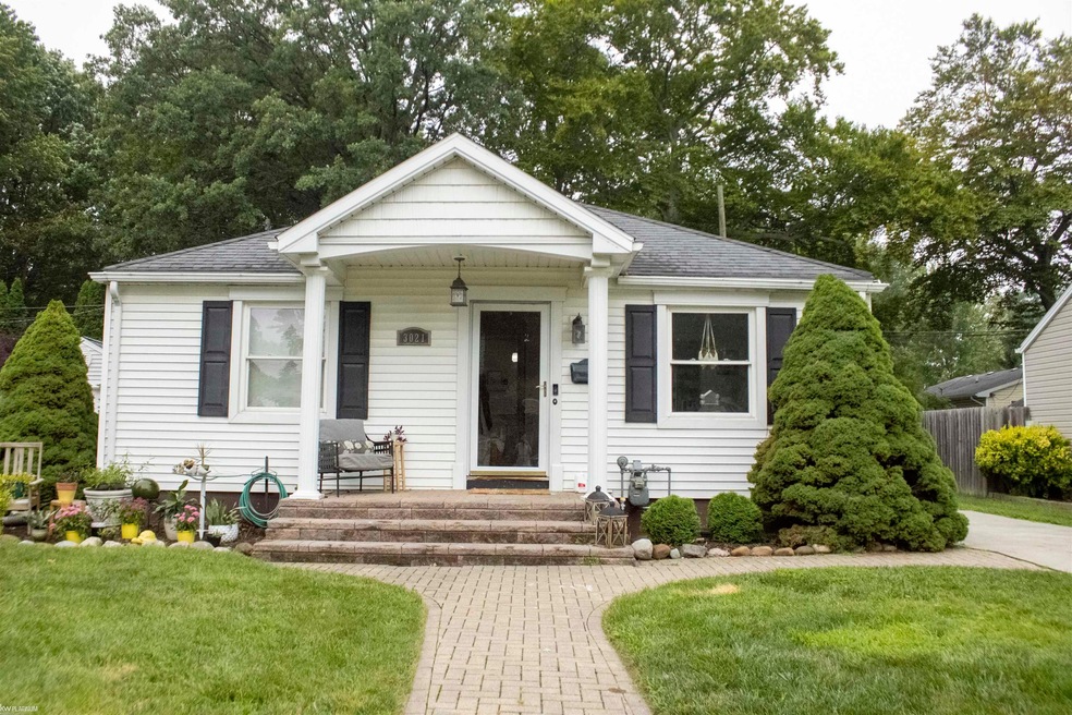 3021 Cooper Ave, Port Huron, MI 48060 - photo 1