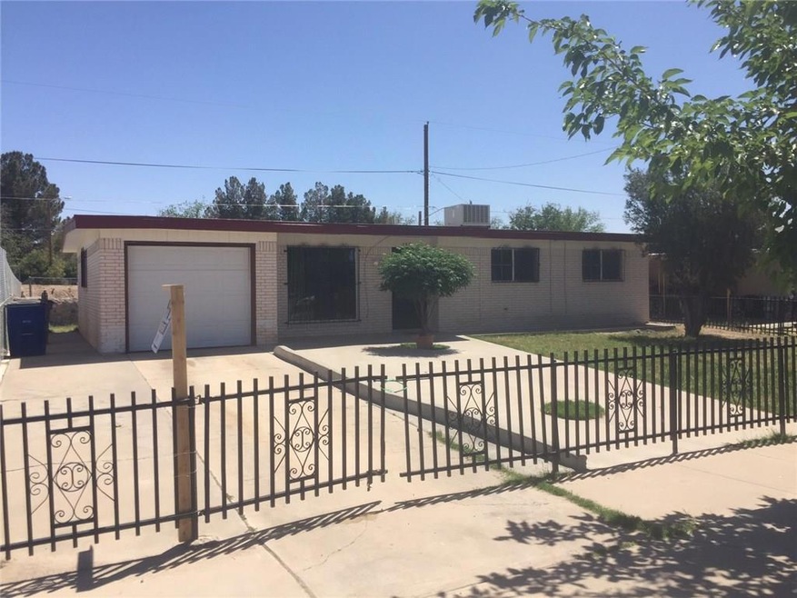 298 Yolanda Dr, El Paso, TX 79915 - photo 1