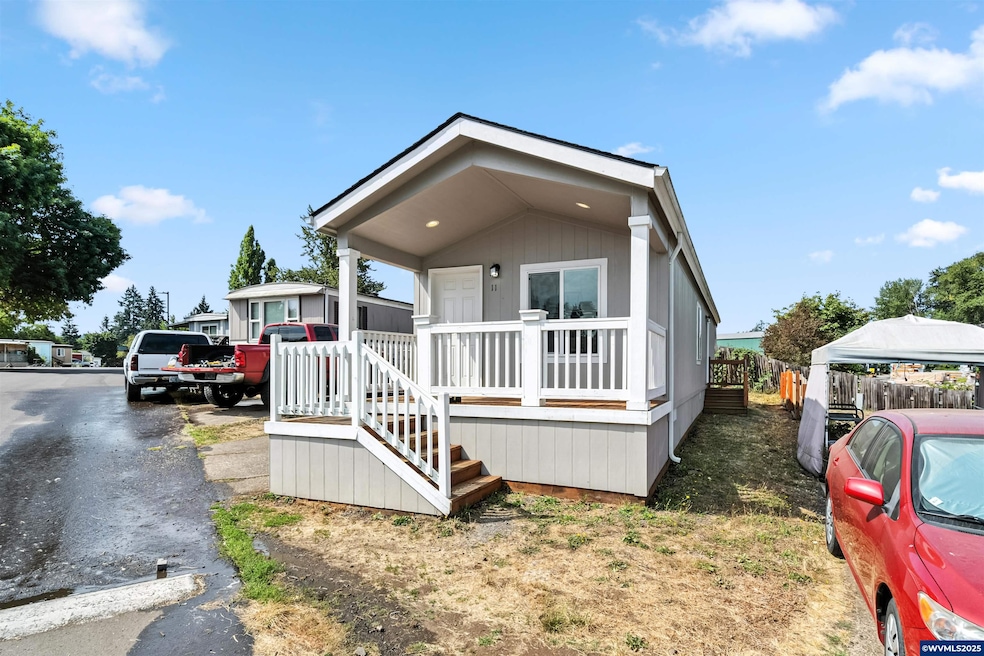 1530 Tamarack St unit 11 St, Sweet Home, OR 97386 - photo 1