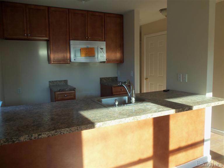 2064 E Main St unit A, Cortlandt Manor, NY 10567 - photo 1