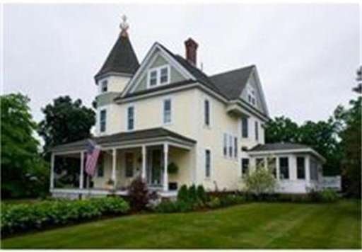 434 Springfield St, Chicopee, MA 01013 - photo 1