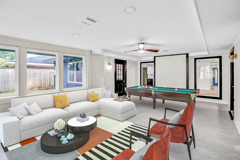 Gameroom/Sunroom Virtually Staged
