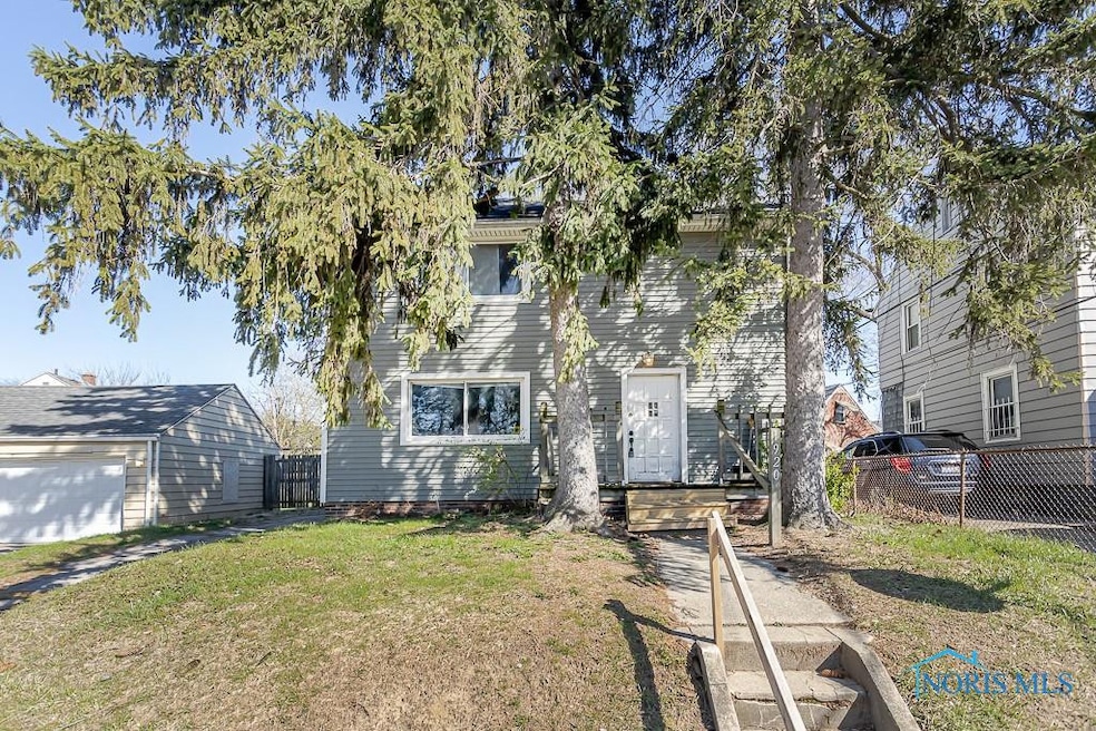1920 Kensington Rd, Toledo, OH 43607 - photo 1