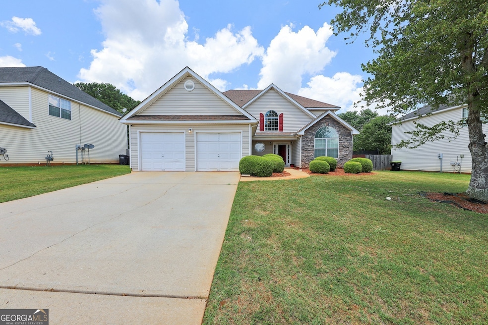 180 Spring Lake Terrace, Covington, GA 30016 - photo 1