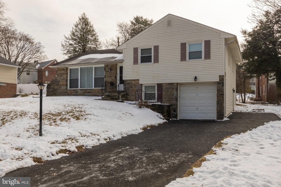 412 Salisbury Rd, Wyncote, PA 19095 - photo 1