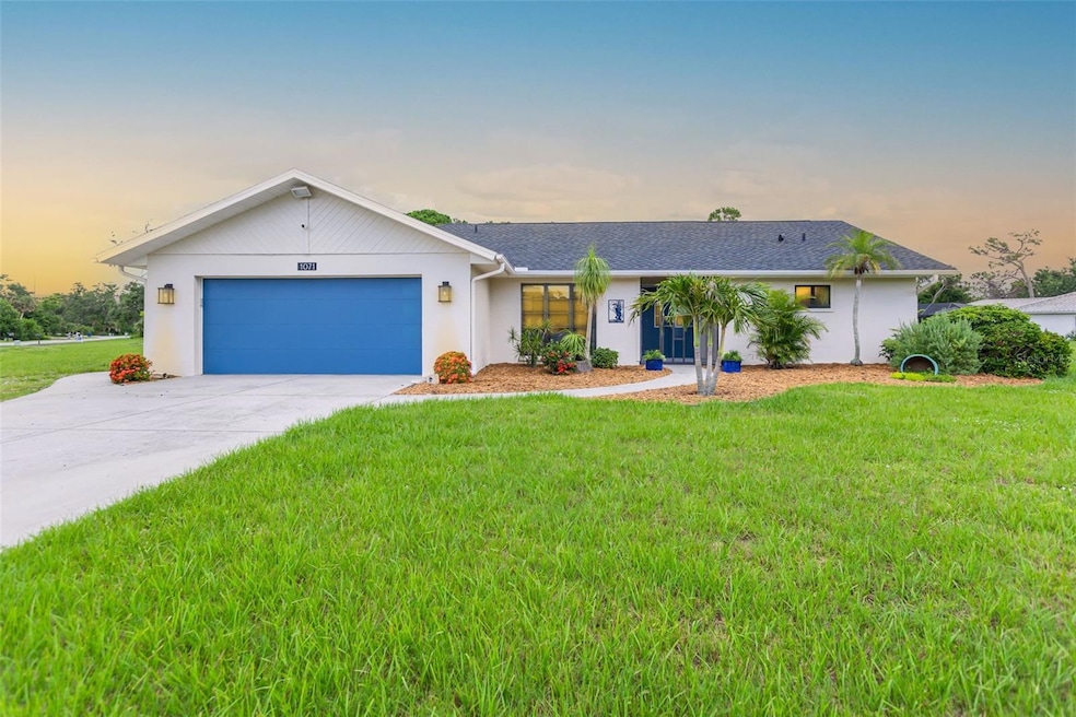 For Sale $729,900 • Co-Listing Agent