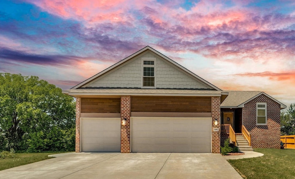152 Longhorn Ct