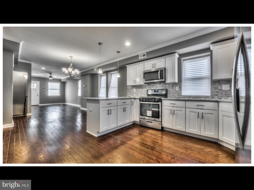 4024 Colborne Rd, Baltimore, MD 21229 - photo 1