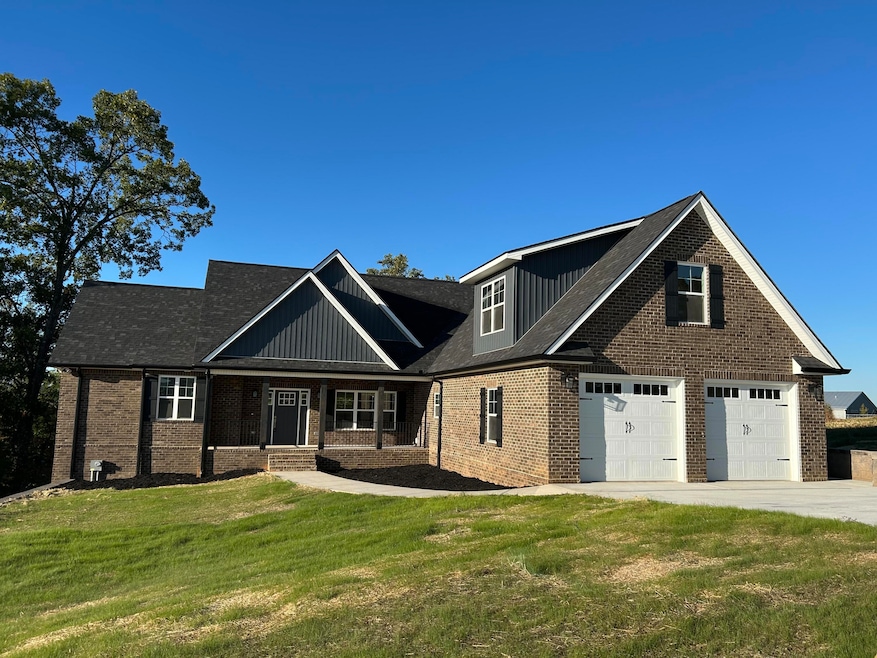 531 Meadowcrest Ln, Dandridge, TN 37725 - photo 1