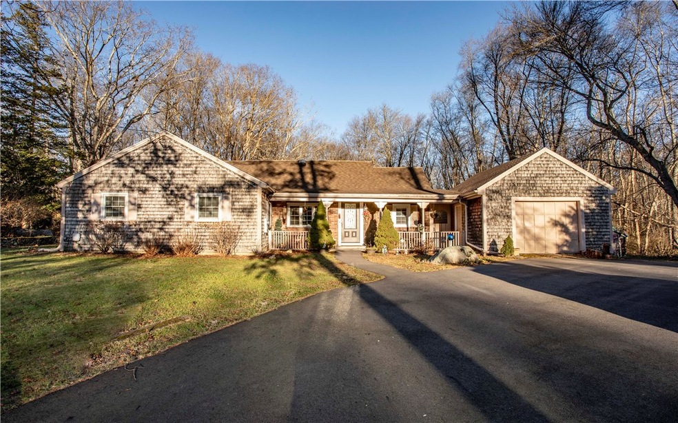 208 Winthrop St, Rehoboth, MA 02769 - photo 1