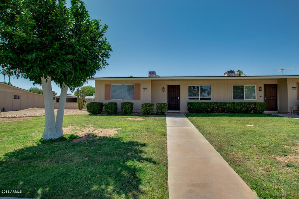 13618 N 110th Ave unit 77, Sun City, AZ 85351 - photo 1