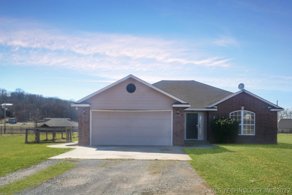 19150 S Coyote Dr, Claremore, OK 74019 - photo 1