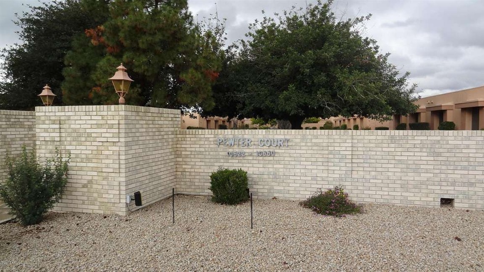 10528 W Palmeras Dr, Sun City, AZ 85373 - photo 1