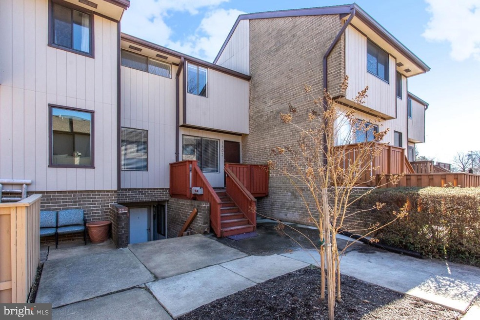 1802 Westwind Way, McLean, VA 22102 - photo 1