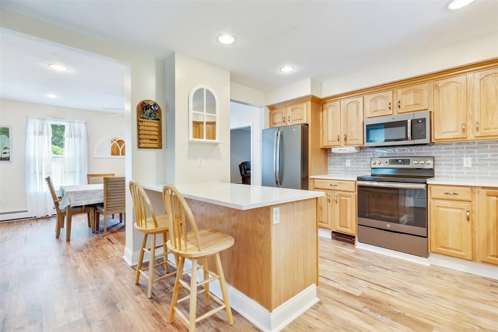 46 Pleasant St, Hanover, MA 02339 - photo 1