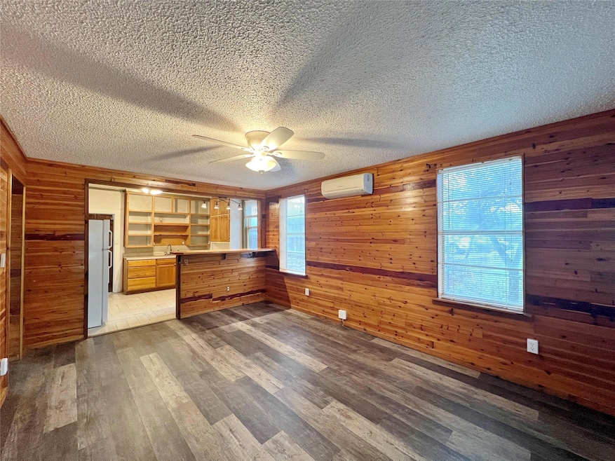 1502 Clear Lake Rd, Weatherford, TX 76086 - photo 1