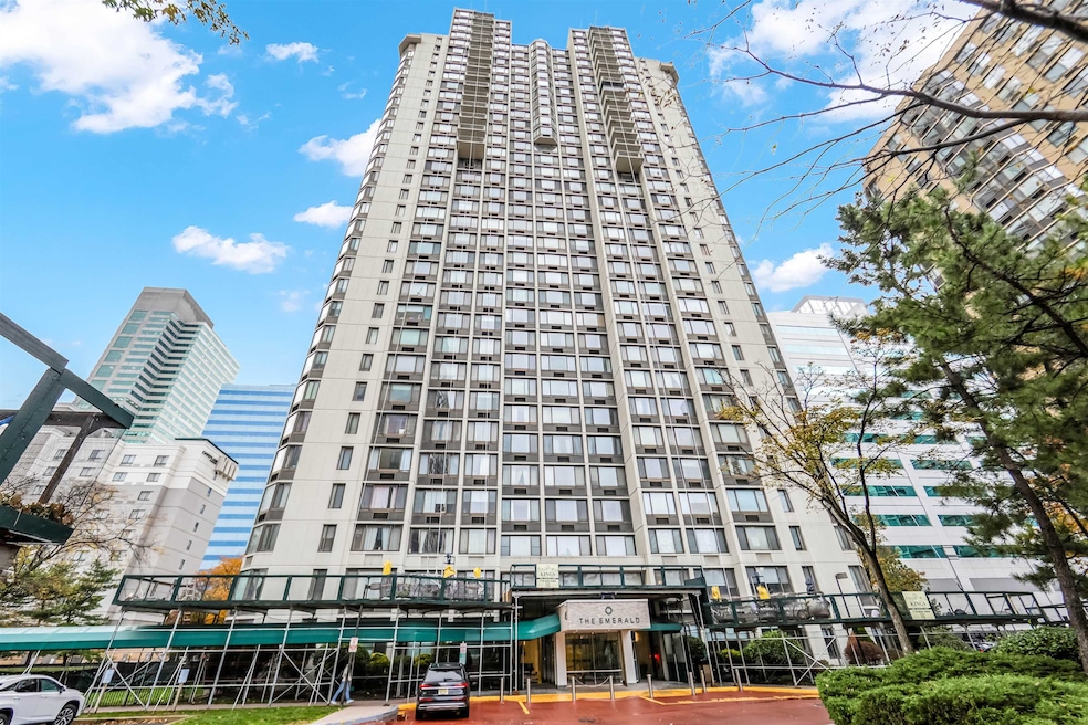 For Rent $3,100/month • Co-Listing Agent