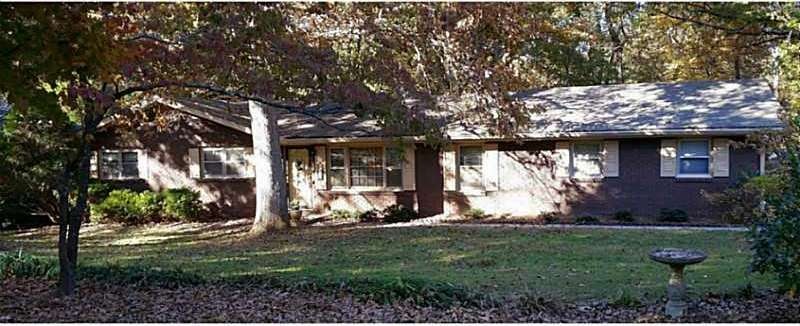 5587 Mountainbrooke Ct, Stone Mountain, GA 30087 - photo 1