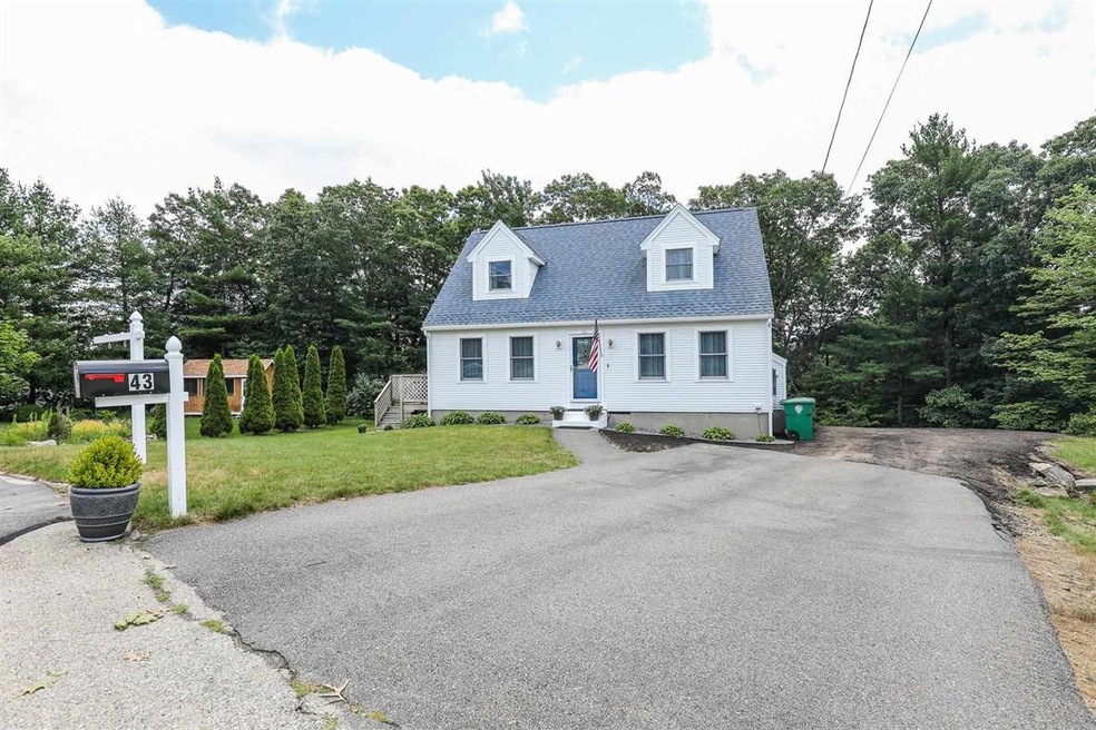 43 Newburgh Rd, Nashua, NH 03062 - photo 1
