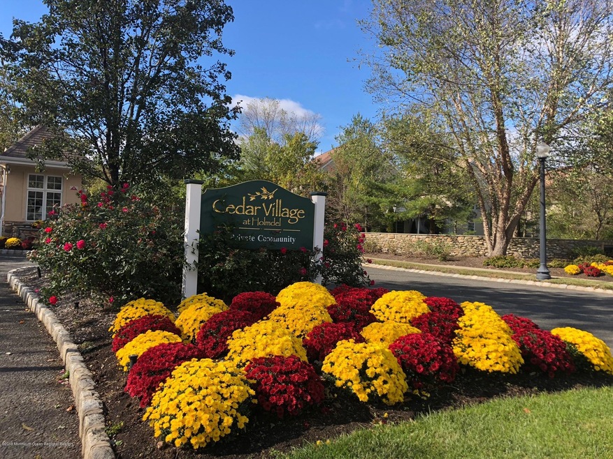 66 Londonberry Dr, Holmdel, NJ 07733 - photo 1