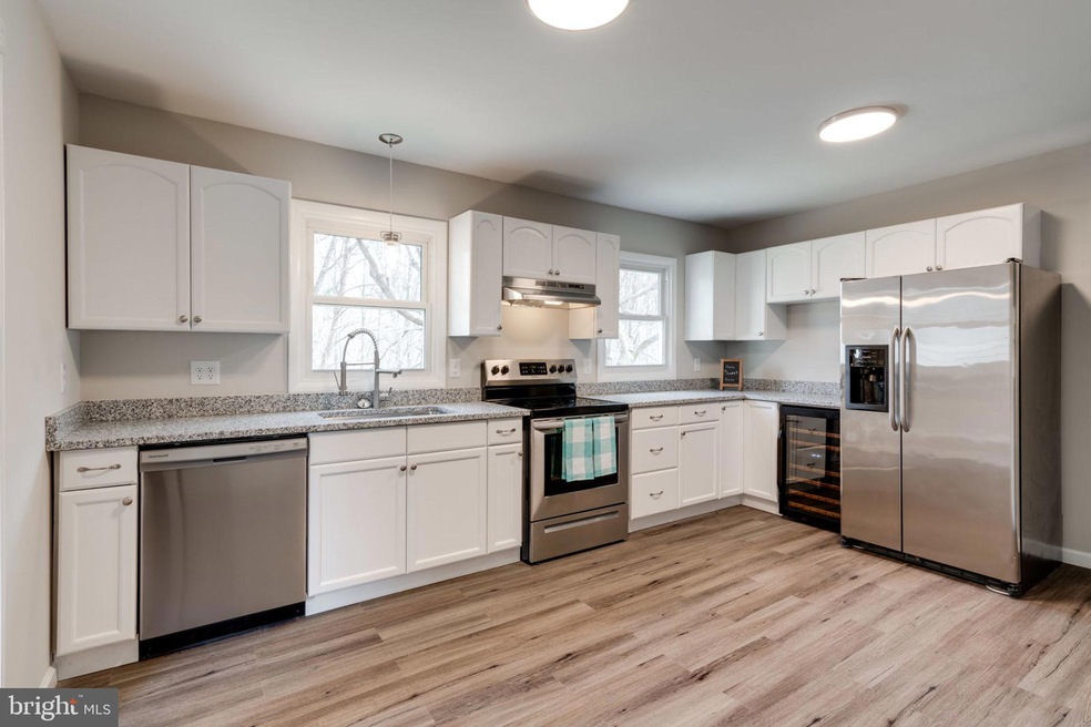 83 Southern View Dr, Stafford, VA 22554 - photo 1