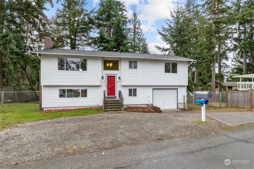 5407 82nd Ave W, University Place, WA 98467 - photo 1