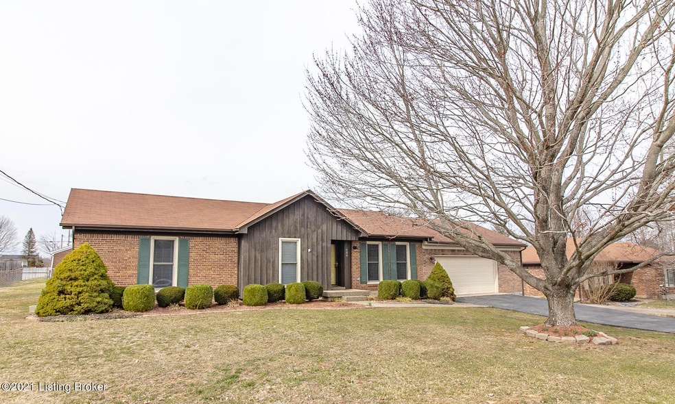 288 Harrison Cir, Mount Washington, KY 40047 - photo 1