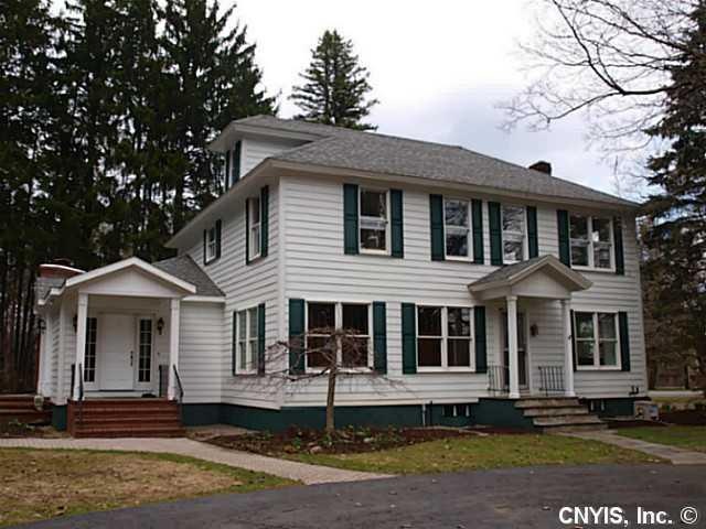 Exterior Front. The COUNTRY ESTATE of your dreams!