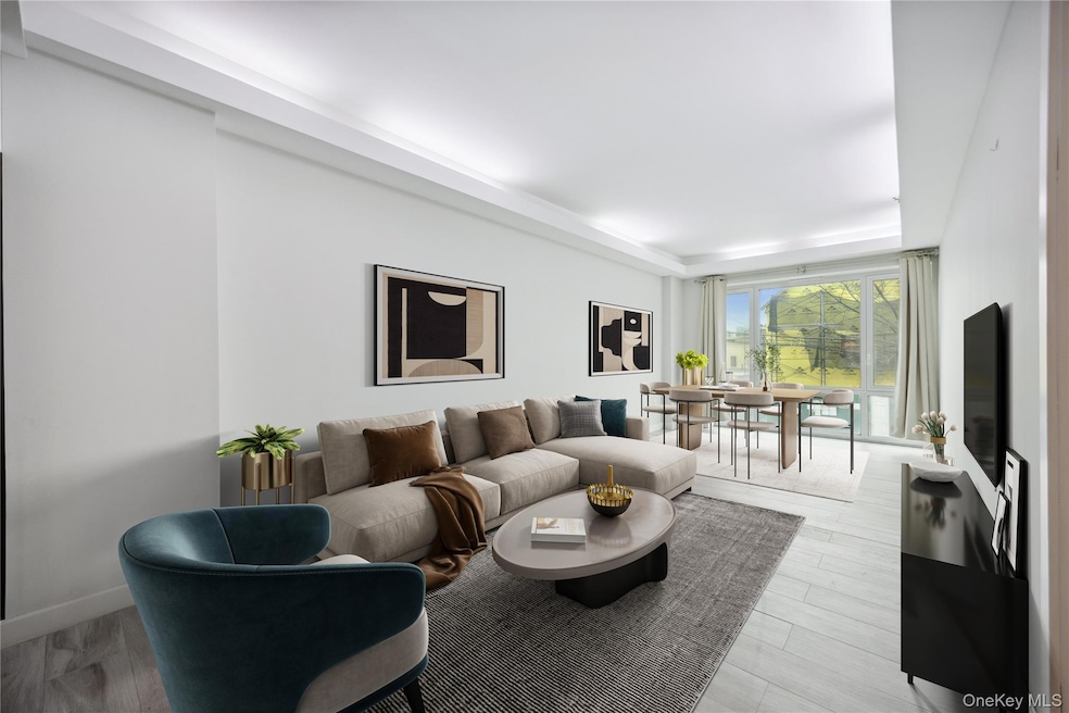 158-15 Union Turnpike unit 209N, Fresh Meadows, NY 11366 - photo 1