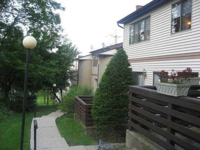 516 Country Club Ln unit 516, Pomona, NY 10970 - photo 1