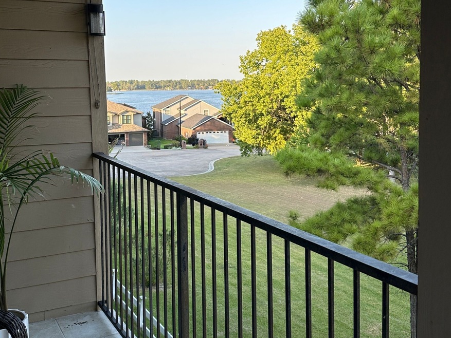 17570 Highway 105 W unit 55W, Montgomery, TX 77356 - photo 1