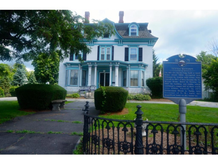 60 Main St, Pittsfield, NH 03263 - photo 1