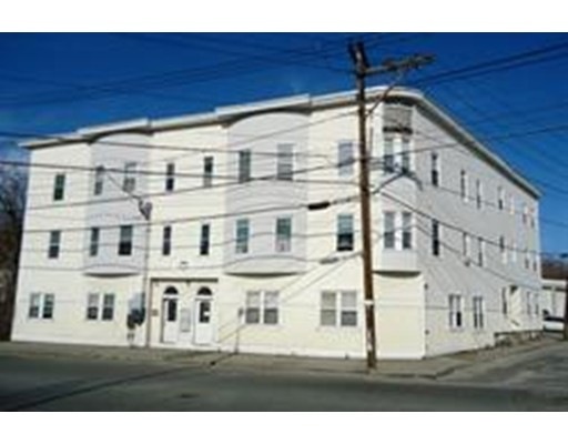 4 Livingston St unit 3, Lowell, MA 01852 - photo 1