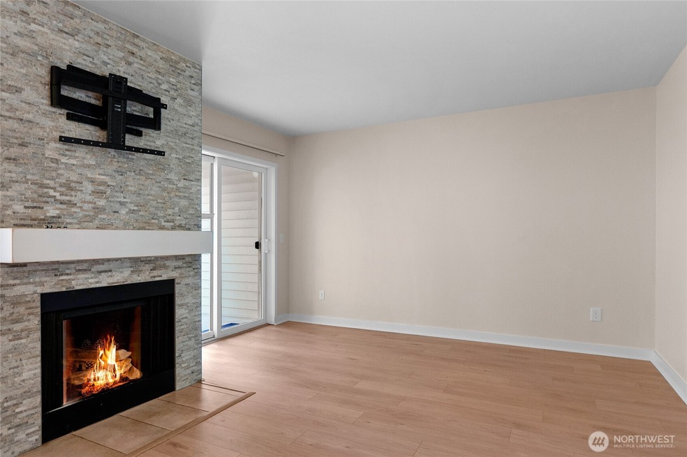 12303 Harbour Pointe Blvd unit S104, Mukilteo, WA 98275 - photo 1