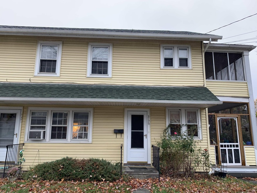 315 River St, Hawley, PA 18428 - photo 1