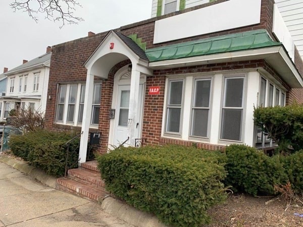 77 Main St unit A, Malden, MA 02148 - photo 1