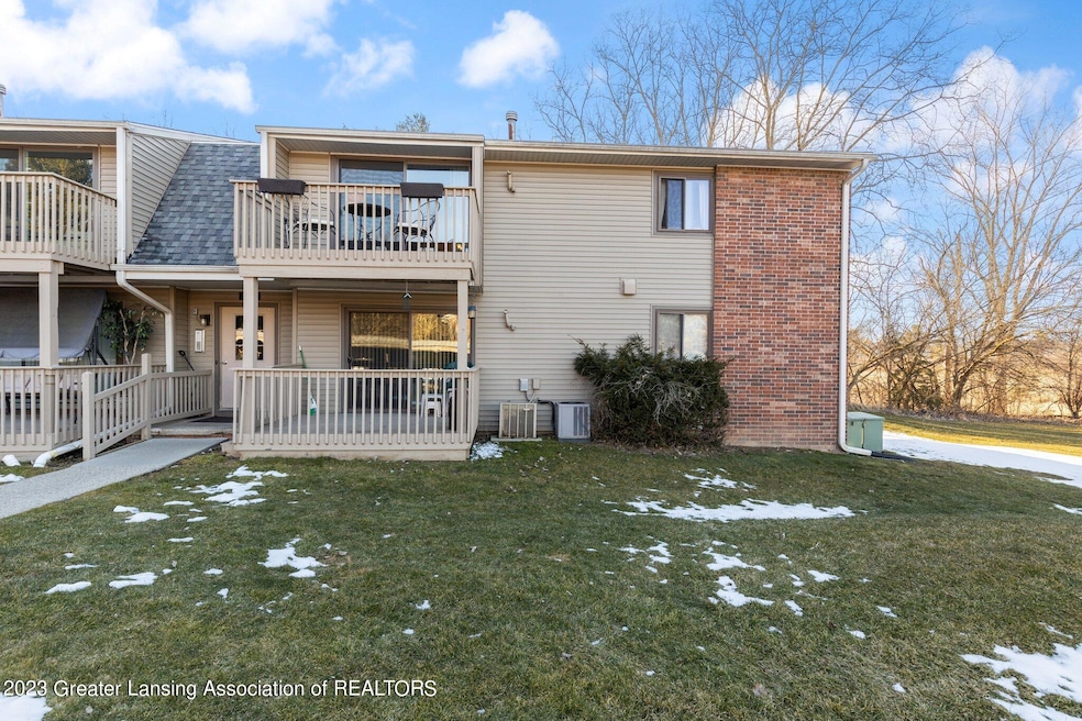 1-web-or-mls-1747-maple-ridge-rd-13