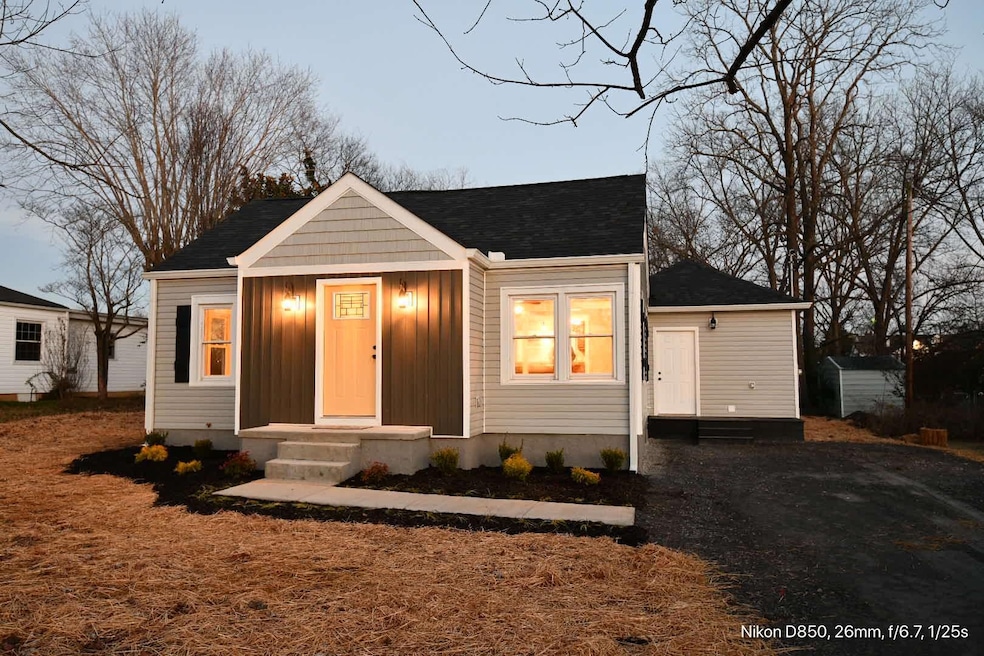 913 Adams Dr, Shelbyville, TN 37160 - photo 1