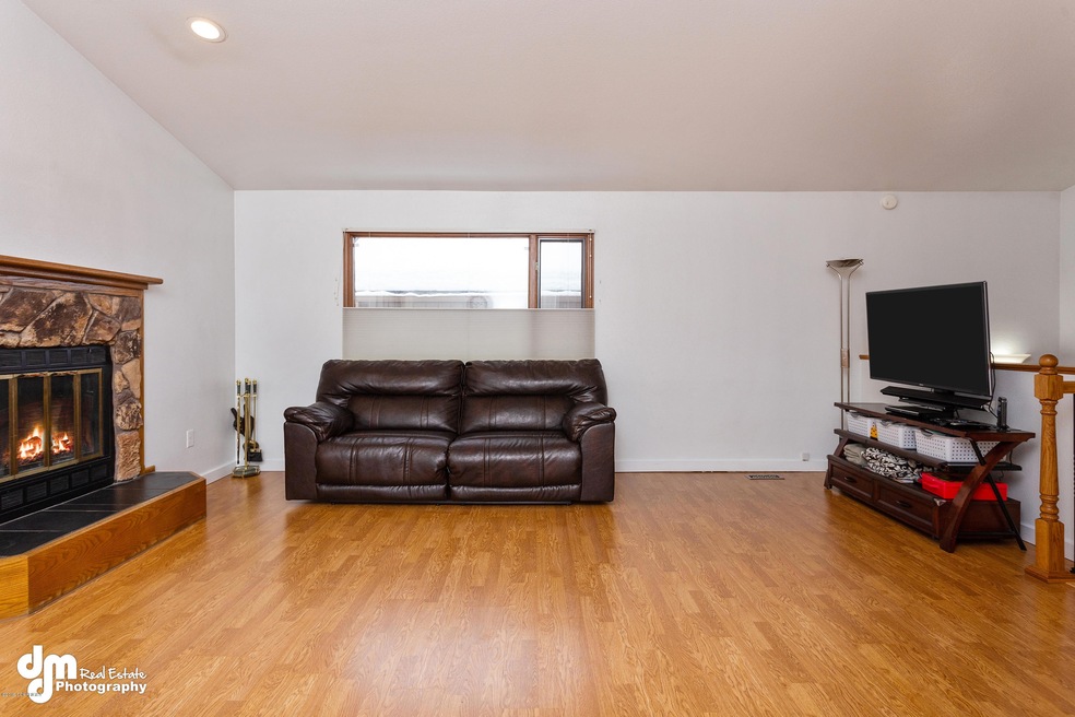 7470 Clairborne Cir, Anchorage