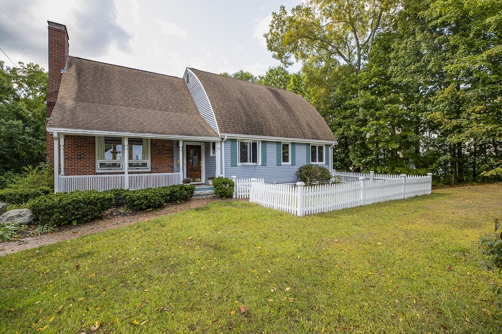 207 S Main St, Cohasset, MA 02025 - photo 1