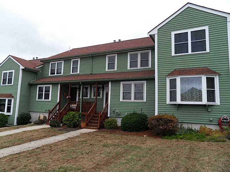 200 Heroux Blvd unit 406, Cumberland, RI 02864 - photo 1